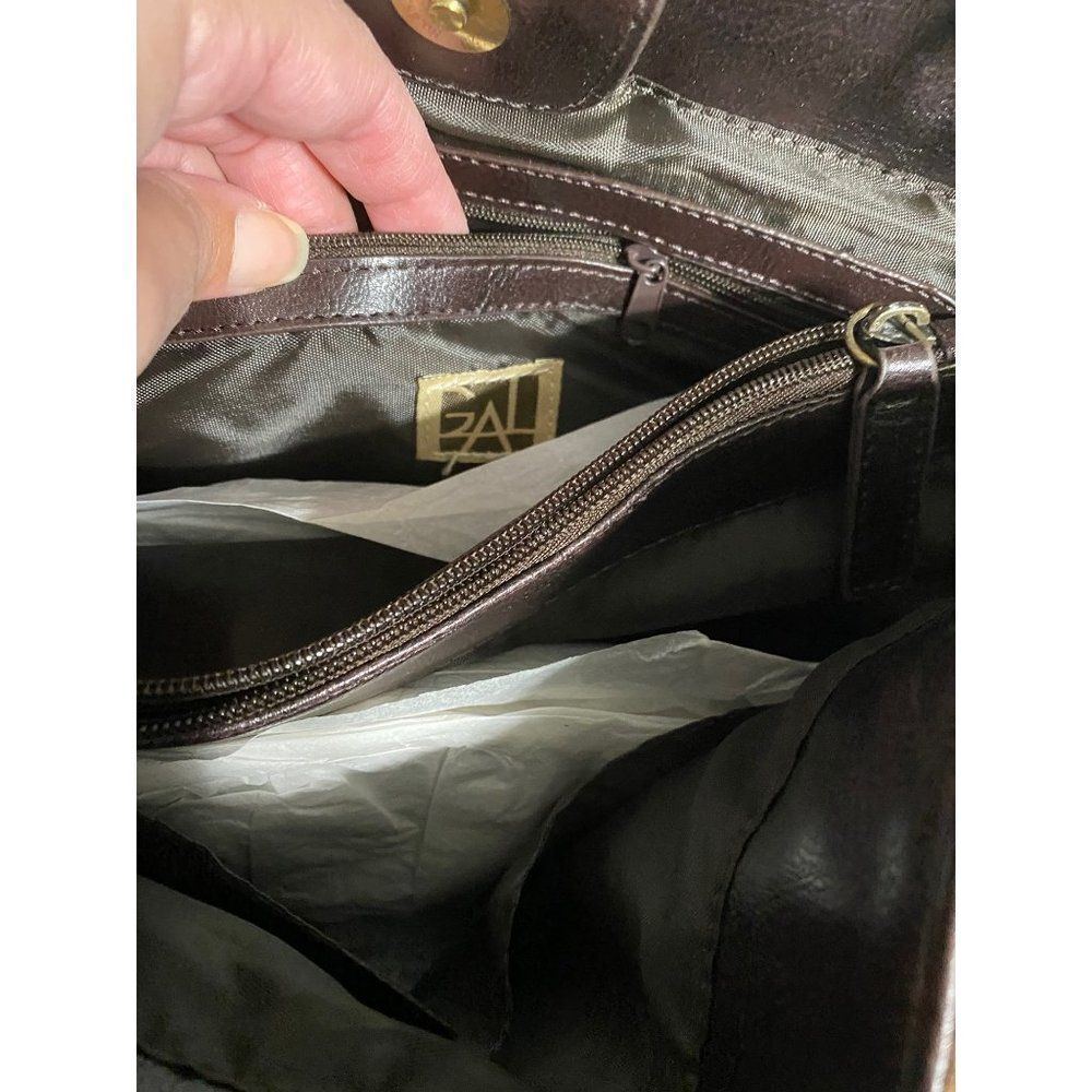 Gal distressed harness purse - Picture 4 of 5